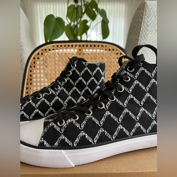 500$ - designer- Paul smith size 10 high tops - Picture 2 of 6